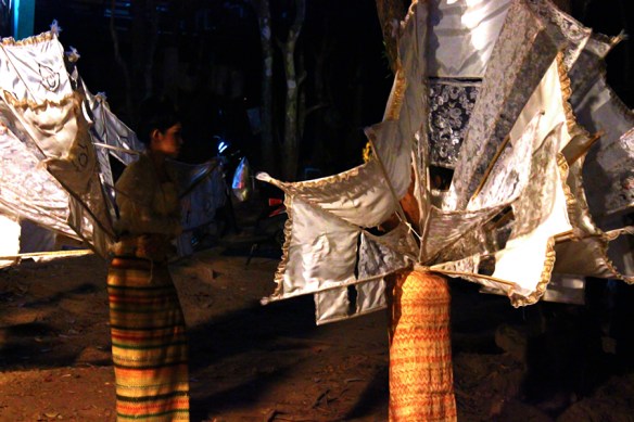 AlanaTraceyCaraboaPeacocks