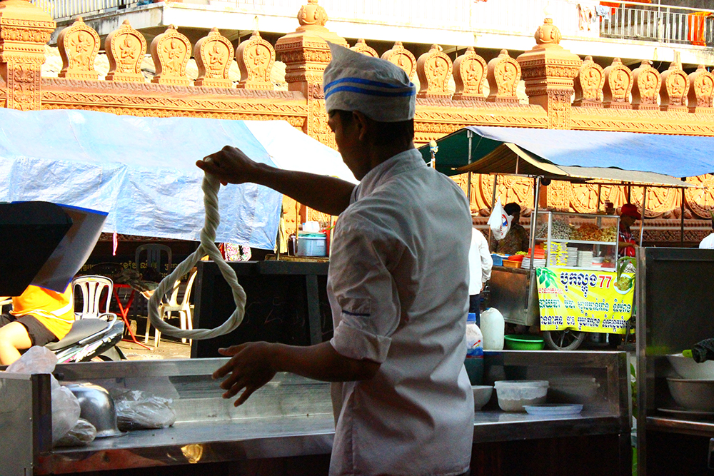 AlanaTraceyPhnomPenh4