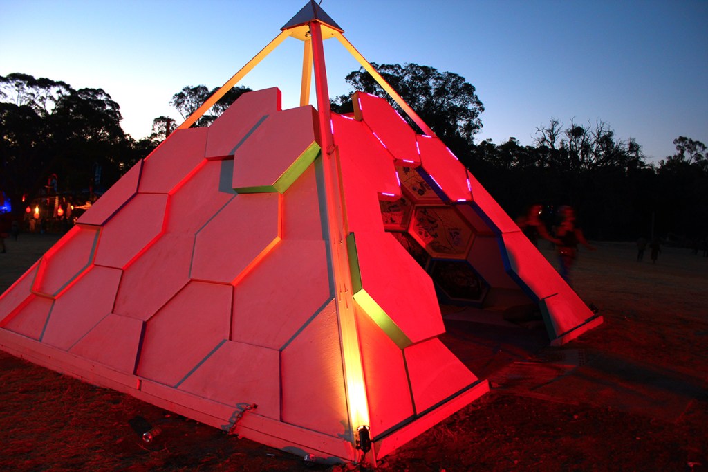 TempleOfScienceNightLightsB